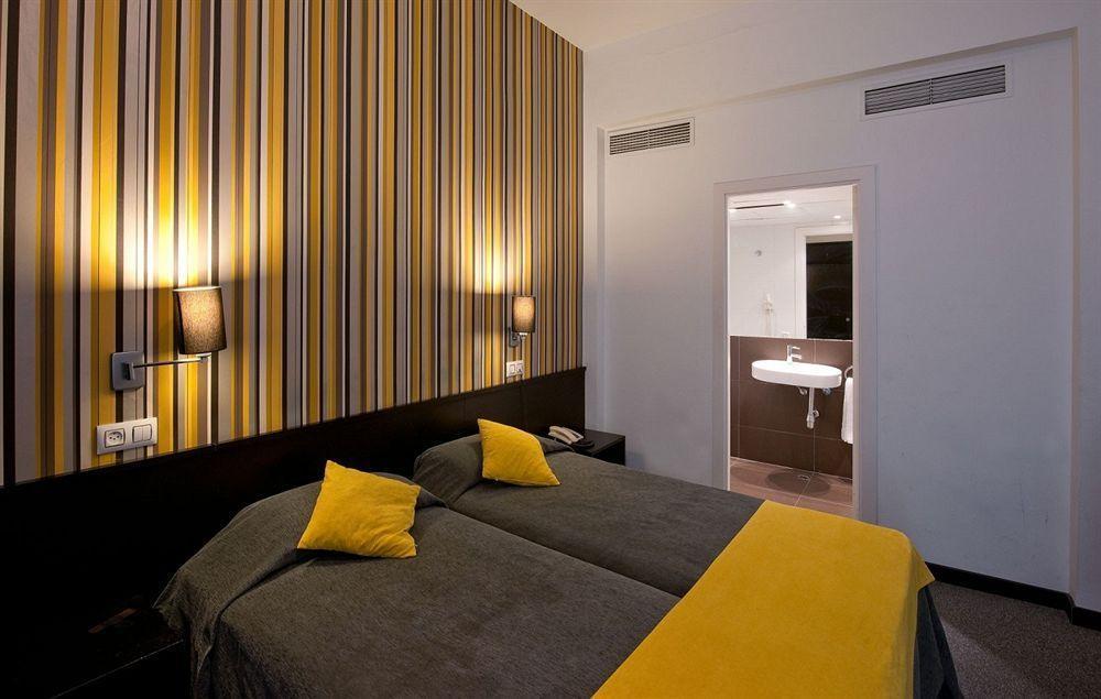 Hotel Casa Trafalgar Барселона Экстерьер фото